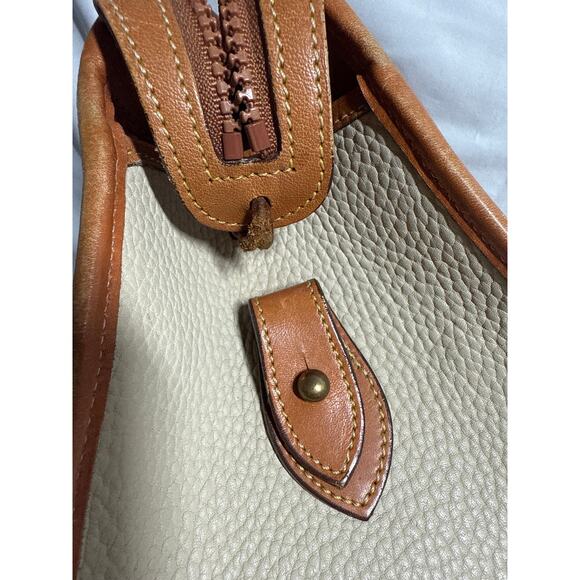 Vintage Dooney & Bourke Beige Brown Pebble Leather Satchel - Picture 12 of 16